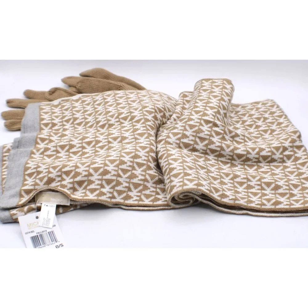 Michael Kors Matching Tan & White Monogram Knit Gloves Scarf & Beanie Set NWT - Picture 7 of 8